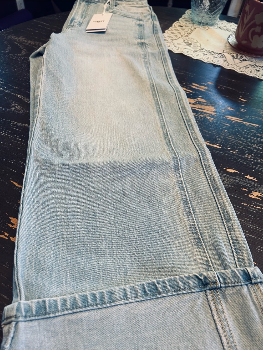 NWT beautiful and well made Vervet size 7 or 28 cuffed jeans. - Picture 6 of 16